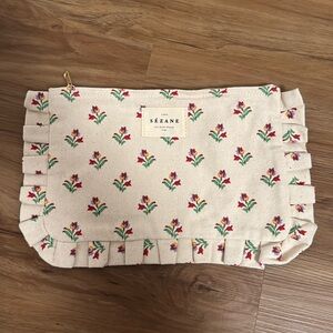 Sezane pouch